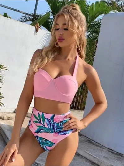 Vestido de baño para dama color rosado y diseño de hojas