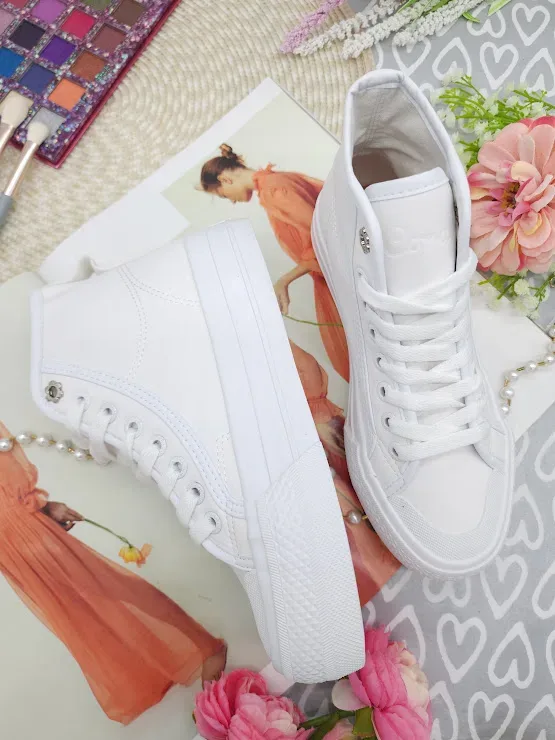 Tenis Coral para dama color  blanco Harper white te