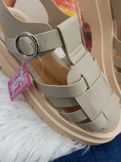 Sandalias Coral para dama Gema white off pu