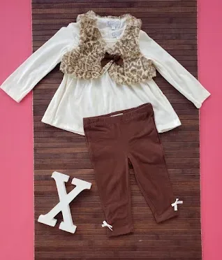 Conjunto Quiltex para niña color blanco con café