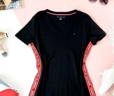 Vestido Tommy Hilfiger para dama color negro con detalle en el costado