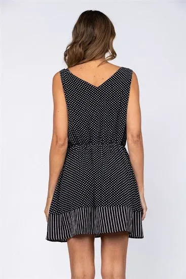 Vestido para dama color negro con lunares blanco