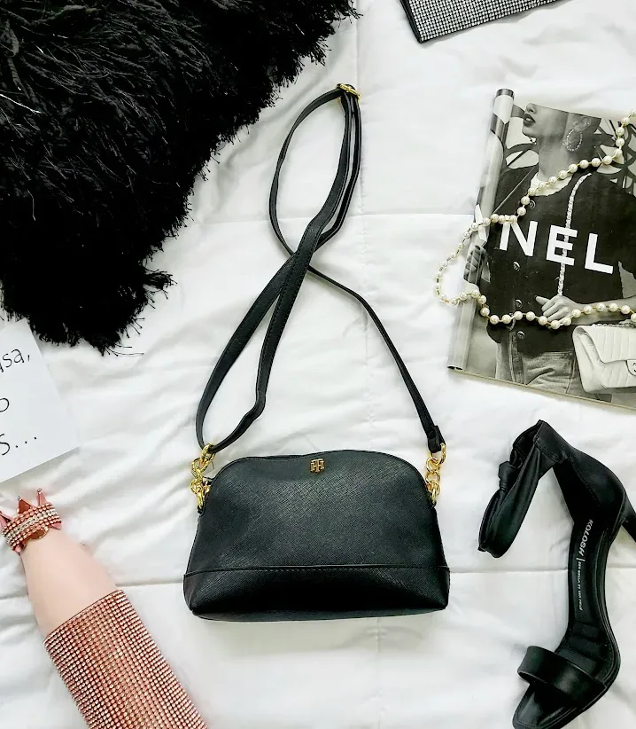 Bolso pequeño Tommy Hilfiger para dama color negro