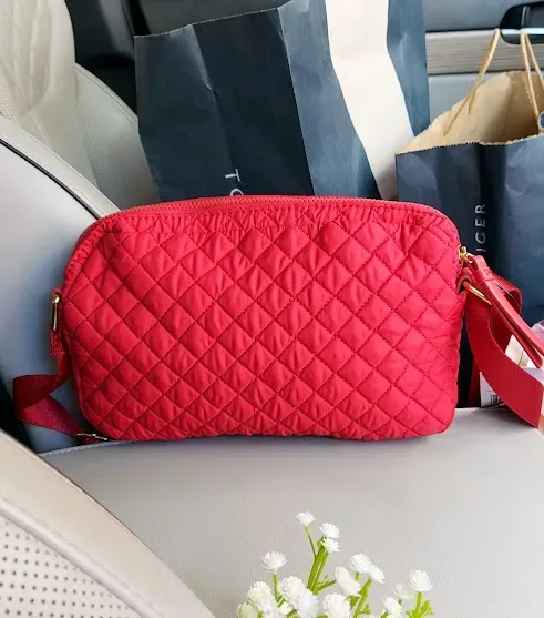 Bolso Tommy Hilfiger para dama color rojo