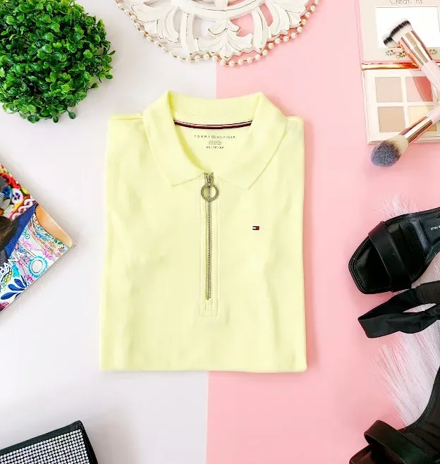 Camiseta Tommy Hilfiger para dama color amarillo