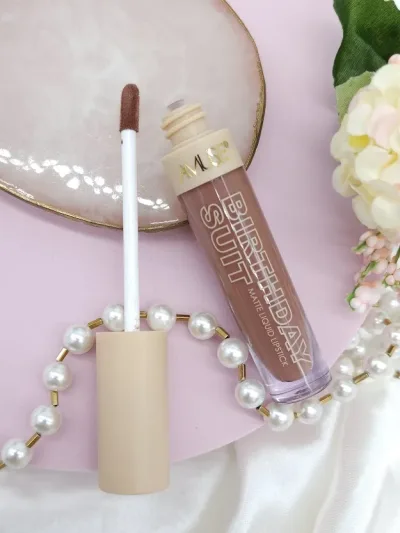 Labial AMUSE liquido matte tono Teddy
