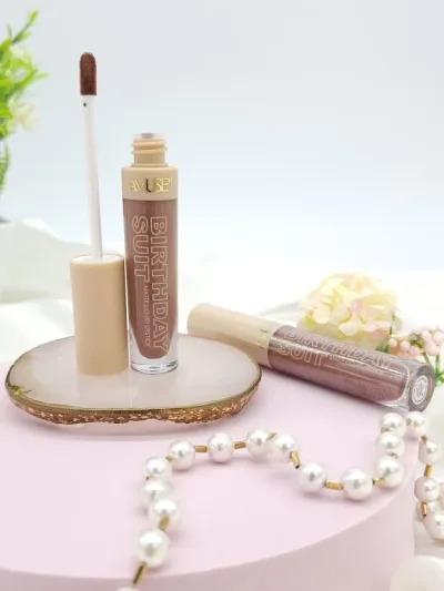 Labial AMUSE liquido matte tono Teddy