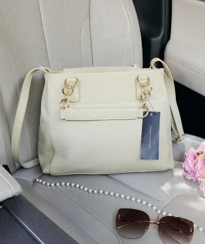 Bolso Tommy Hilfiger para dama color beige