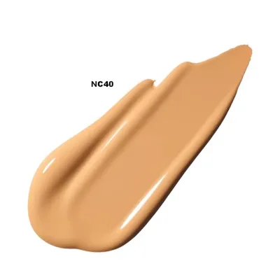 Base de maquillaje MAC para dama tono NC40