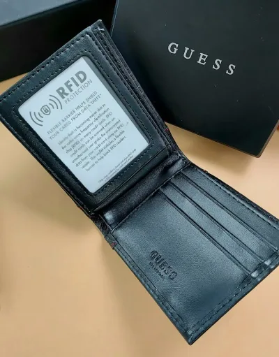 Billetera Guess para caballero color café
