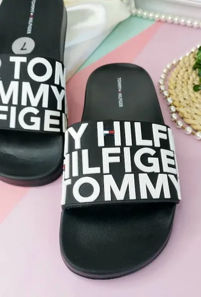 Sandalias Tommy Hilfiger para dama color negro