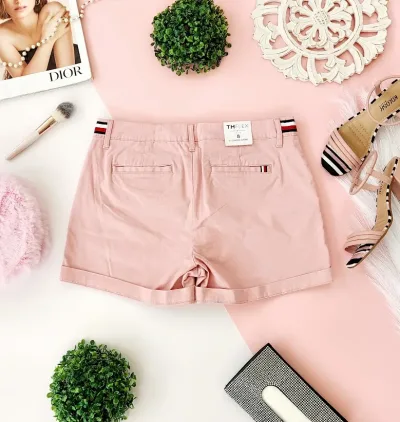 Short Tommy Hilfiger para dama color rosa