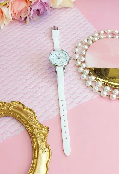 Reloj MIYKON para dama color blanco