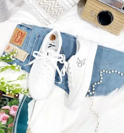Tenis Calvin KlEIN para dama color blanco