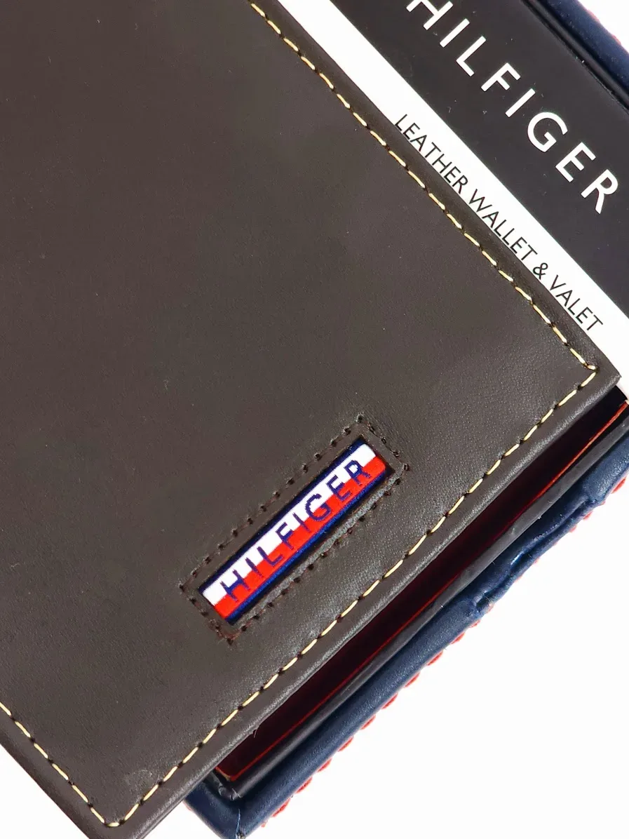 Billetera Tommy Hilfiger para caballero café oscuro