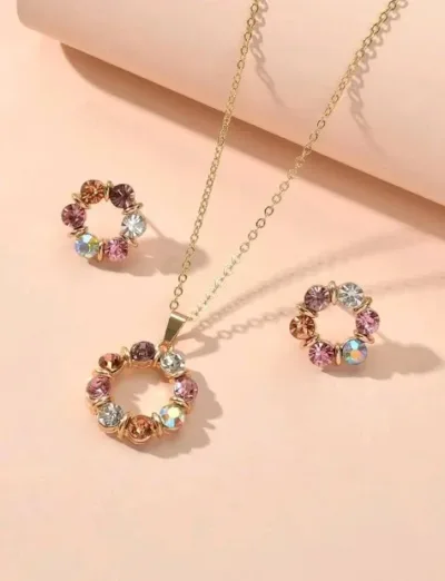 Conjunto de fantasía para dama color dorado