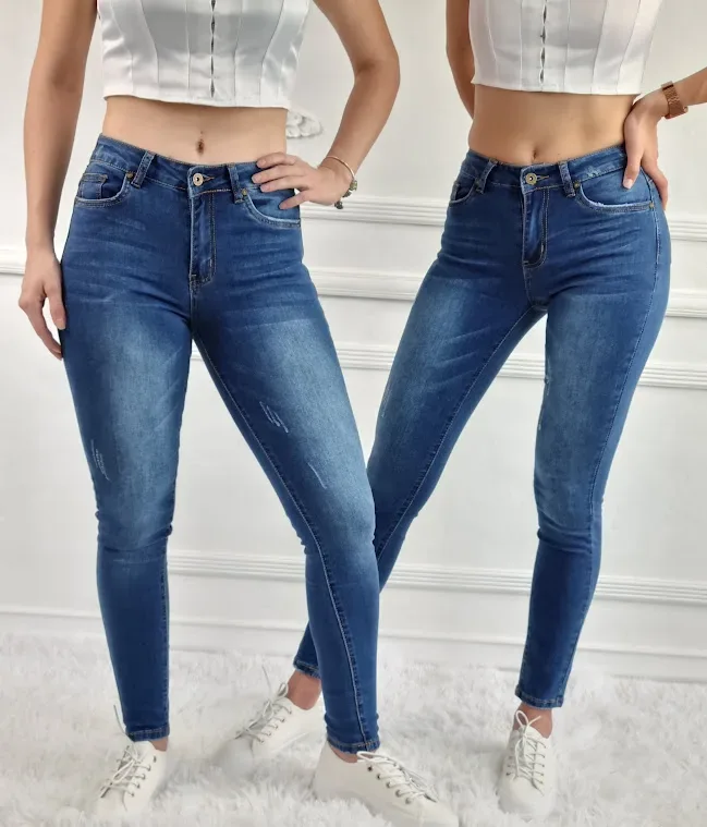 Jeans para dama Cesstoi 16-22-9175-08 color azul