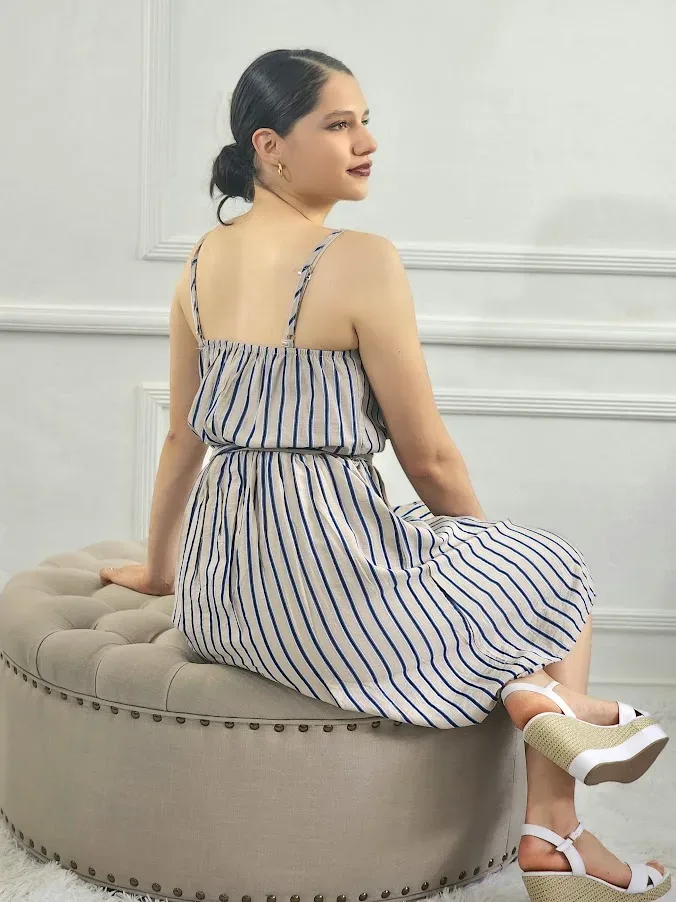 Vestido para dama de rayas color beige y azul