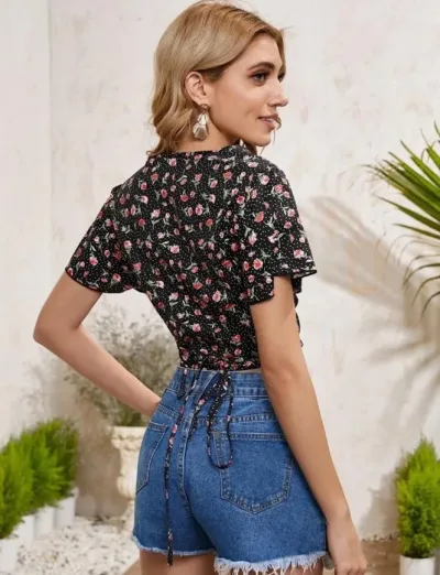 Blusa para dama con estampado floral
