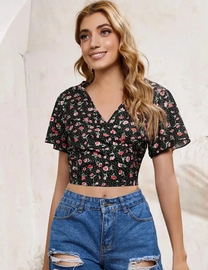 Blusa para dama con estampado floral