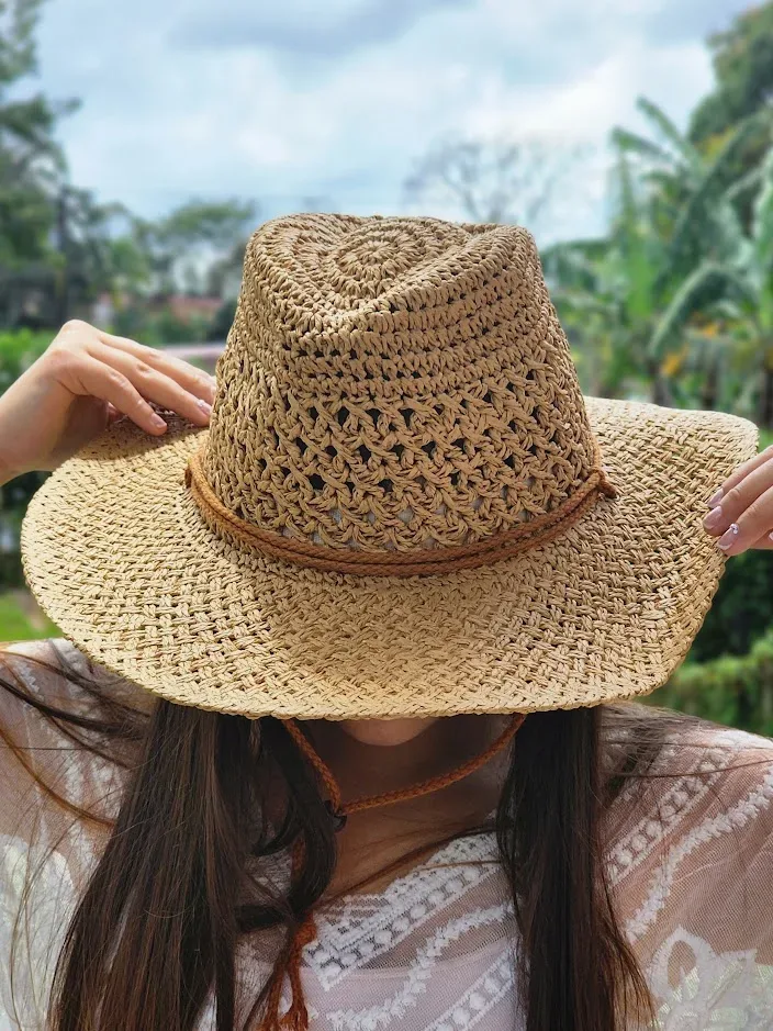 Sombrero para dama color café claro