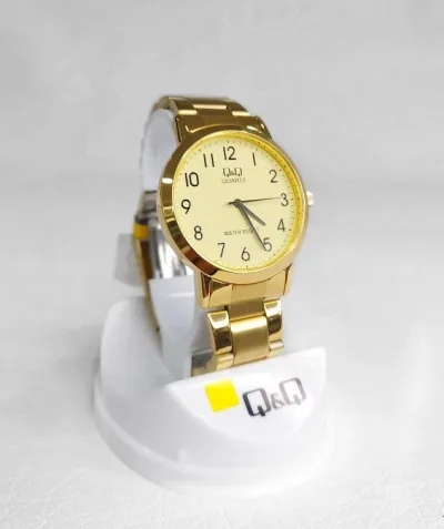 Reloj Q&Q unisex color dorado