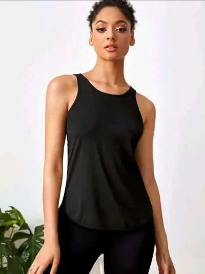Blusa deportiva para dama color negro