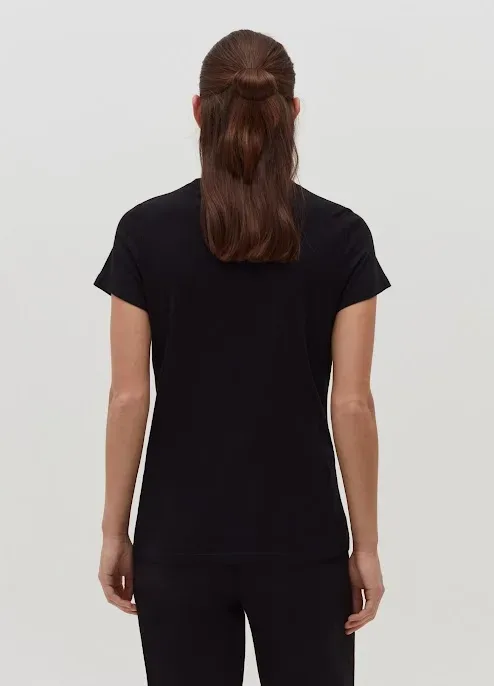 Camiseta Gap para dama color negro