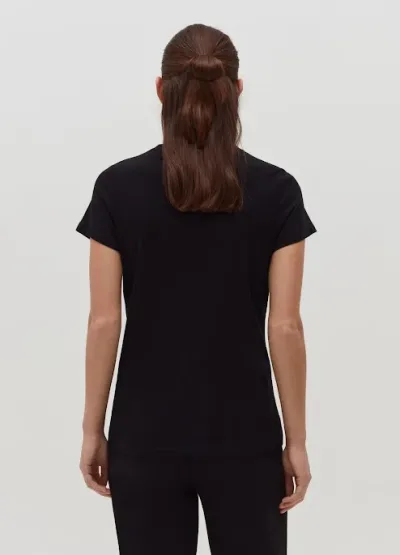 Camiseta Gap para dama color negro