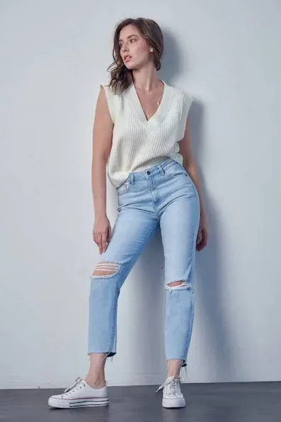 Mom Jeans para dama color celeste M-7020