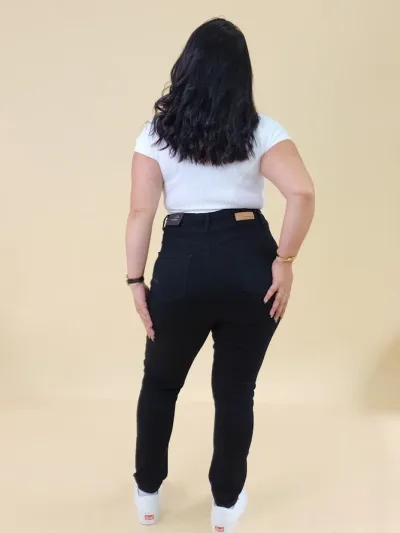Jeans Hummer para dama 1050XL-W13BK01S