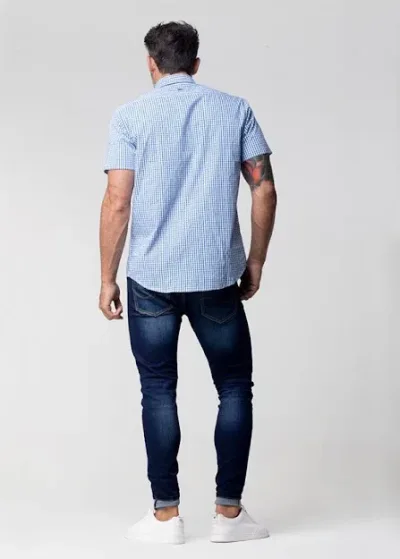 Camisa Hummer para caballero diseño a cuadros azules y blancos