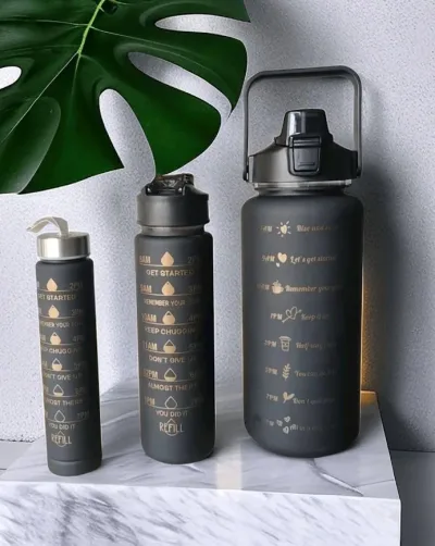 3 unidades de botellas para agua