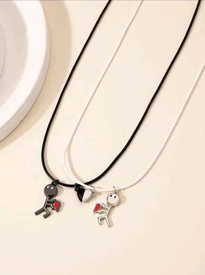 Set de collares para dama color blanco y negro