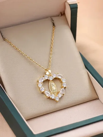 Cadena acero inoxidable con diseño de corazón y virgen #COLOR DORADO