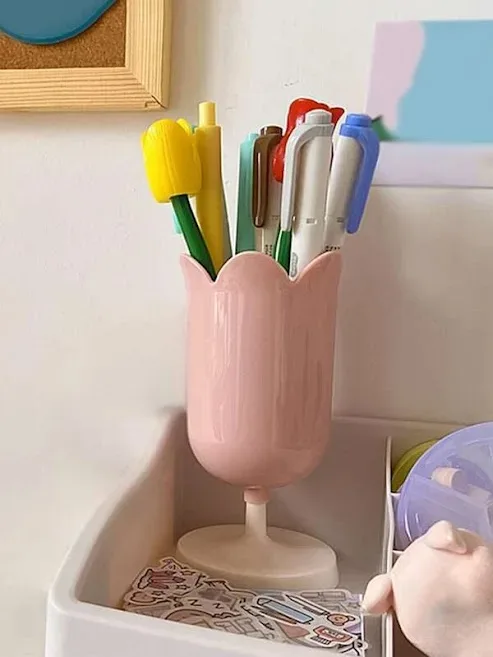 Bote de lapices en forma de tulipán color rosa