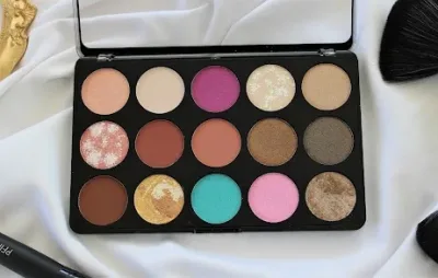 Paleta de sombras 02 para dama