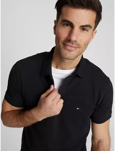Camiseta Tommy Hilfiger Regular Fit  para caballero color negro