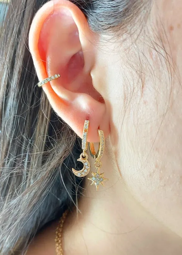 Set de aretes para dama color dorado