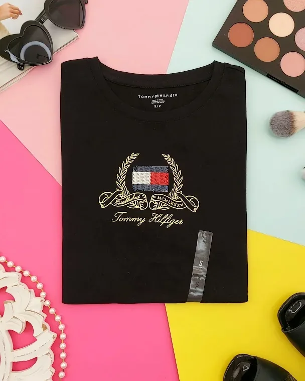 Camiseta Tommy Hilfiger para dama color negro