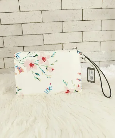 Bolso de mano Guess para dama color blanco hueso