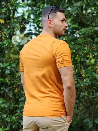 Camiseta Redox para caballero color mostaza