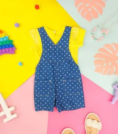 Overol para niña , con estampado de lunares