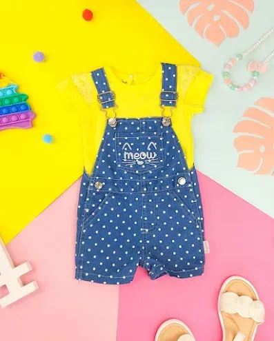 Overol para niña , con estampado de lunares