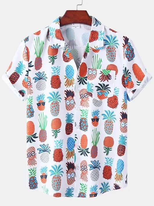 Camisa para caballero con estampado de piñas.