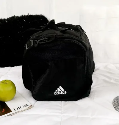 Bolso Adidas para caballero color negro
