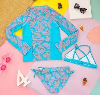 Bañador de tres piezas para niña color turquesa