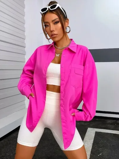 Camisa para dama color rosa con bolsillo delantero de hombros caídos