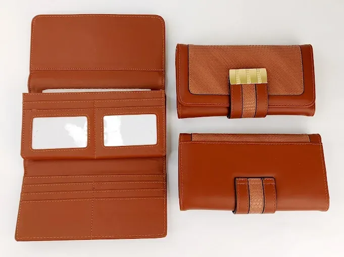 Cartera para dama color café
