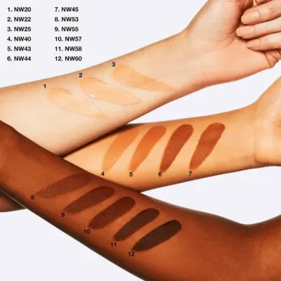Base de maquillaje MAC líquido SPF 15 para dama tono NW35